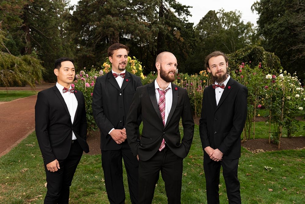 groom and groomsmen at Ballarat botanical gardens